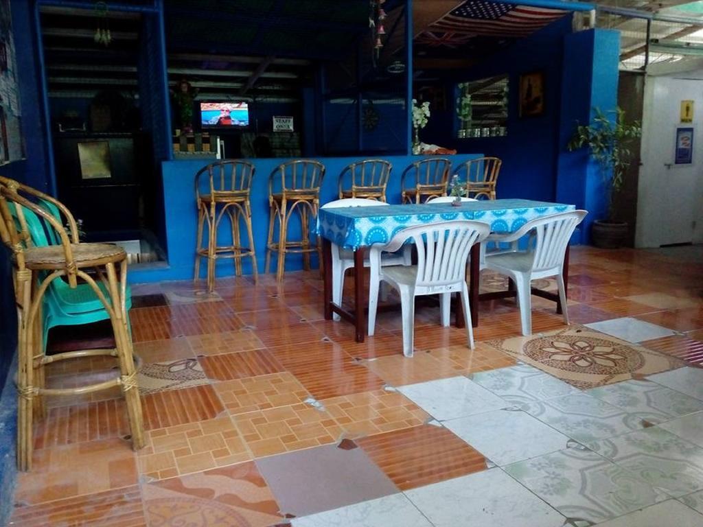 Happy Buddha Inn بويرتو غاليرا المظهر الخارجي الصورة